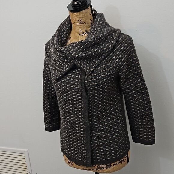 Banana Republic gray & taupe wool/cashmere/alpaca blend sweater size Small - Picture 4 of 10